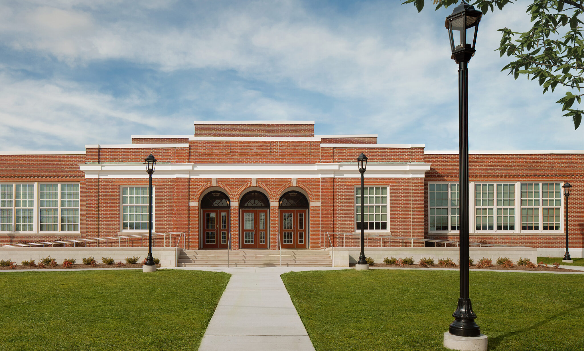 Booker T. Washington Elementary School EDiS Company